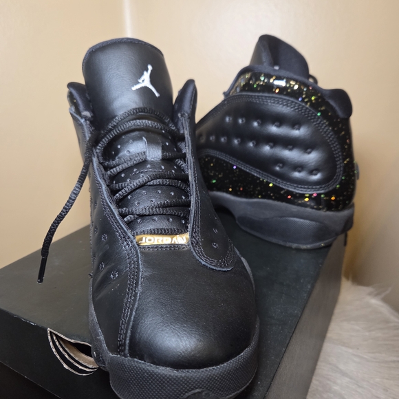 Big Kid's Jordan 13 Retro Black/Metallic Gold - Picture 6 of 7